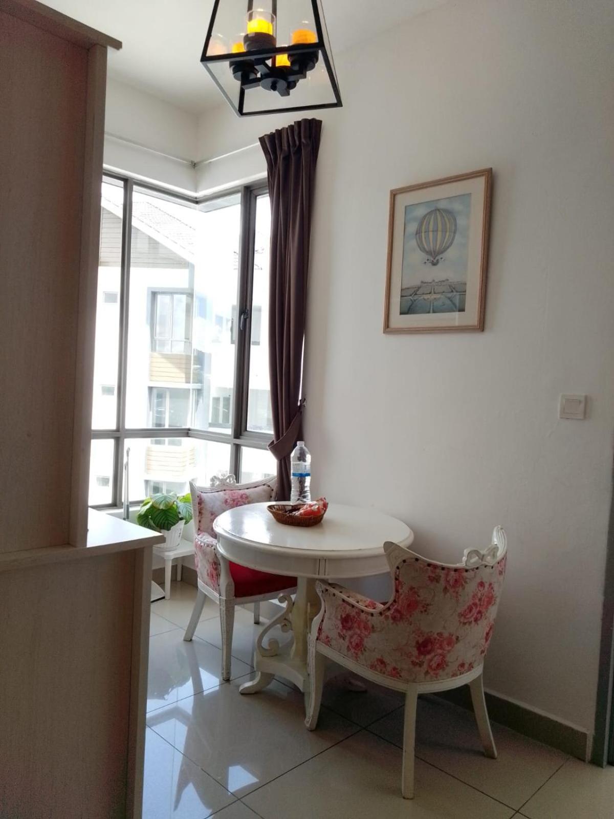 Kensington Sunrise Sg, Palas Horizon,Kea Farm Бринчанг Екстериор снимка